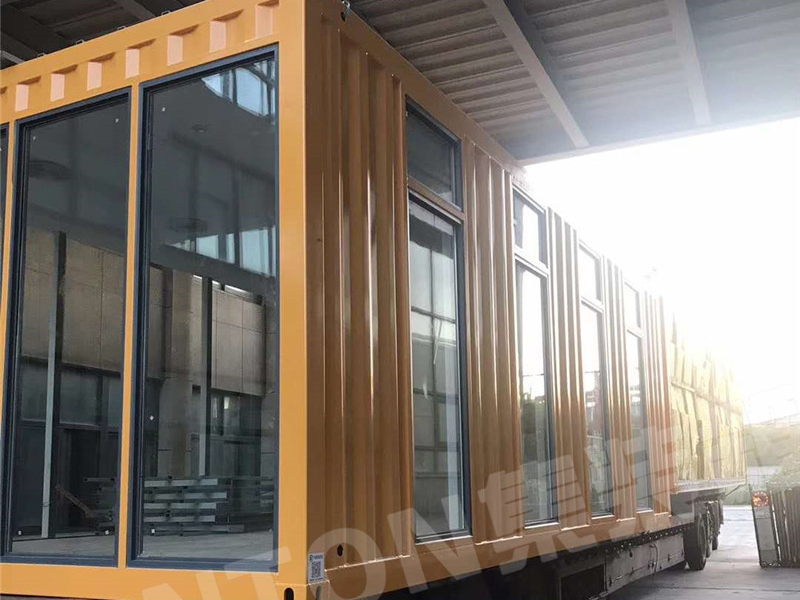 ����M�ϣ���